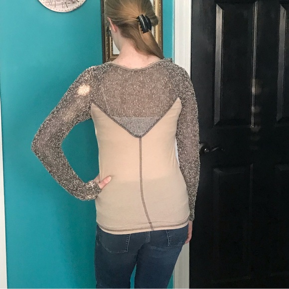 Buckle Vintage Long Sleeve Graphic Top with Knit Shoulders & Sleeves + Sequins! - Picture 6 of 8